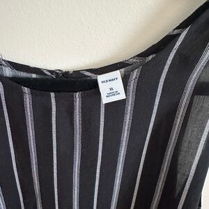 Old Navy Sleeveless Top